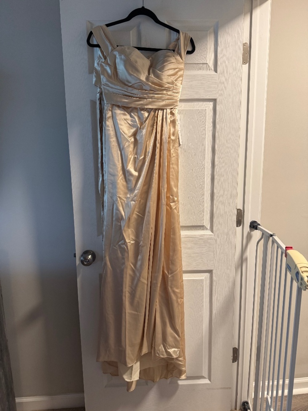 Long Bridesmaid Dresses with Silt champagne